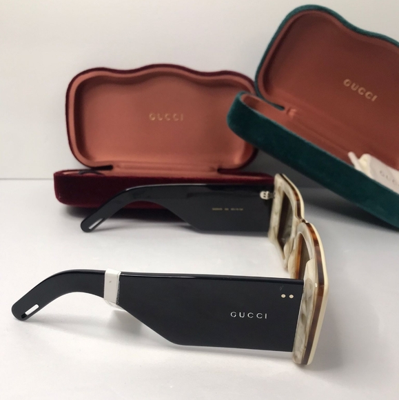 New  - 💯 Original GUCCI Rectangular Flap GG0543S Sunglasses seen on Rihanna - Picture 11 of 13